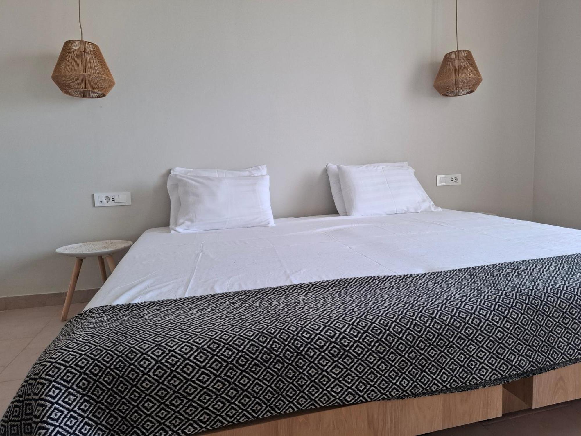 Hotel Platon Фалираки Екстериор снимка